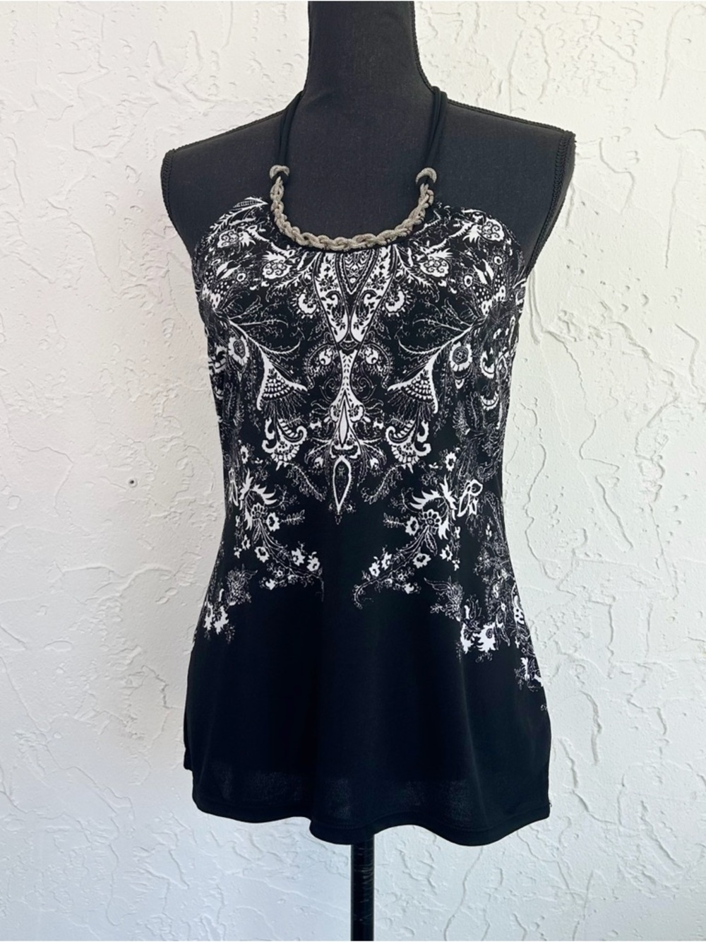 Vintage y2k Black White Paisley Chain Trim Halter Top Size Medium Built in Bra